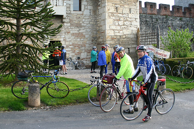 jcb_2008_05_départ à la Barbacane.jpg
